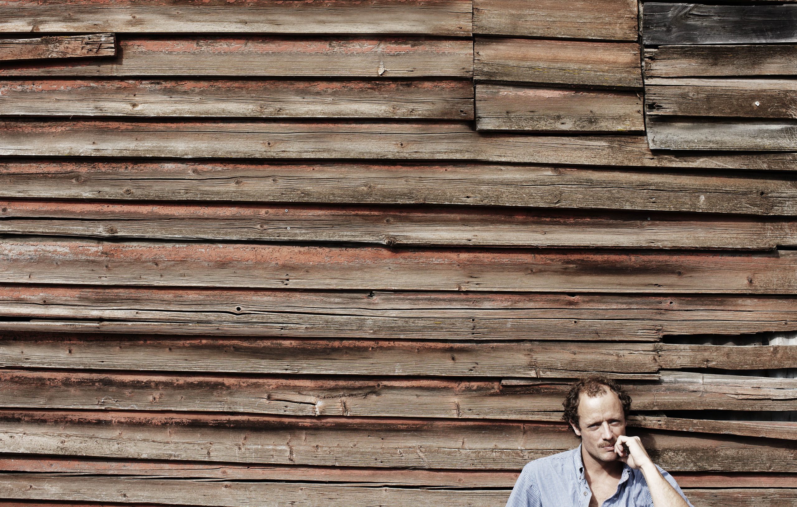 SMILE LIKE NO ONES WATCHING.